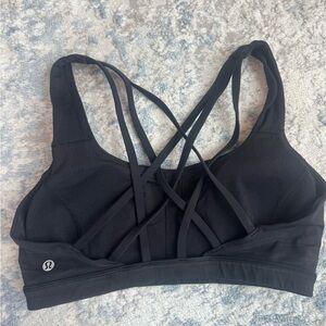 lululemon athletica Black Strappy Crossback Sports Bra, size 8